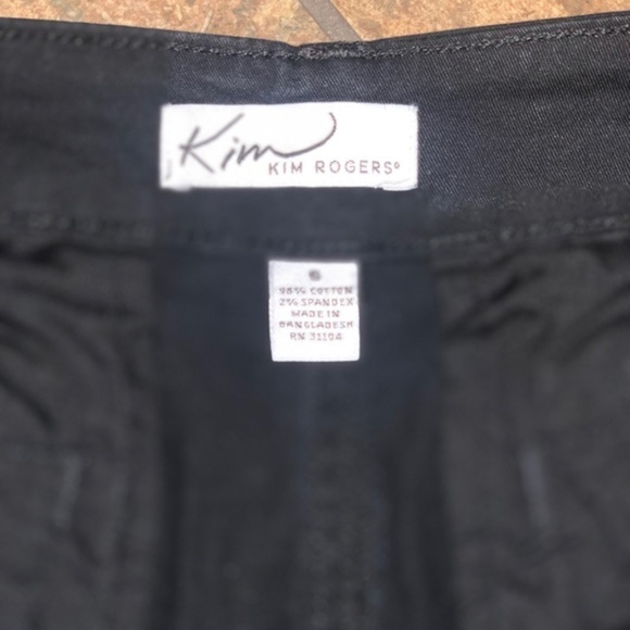 Kim Rogers Solid Twill Shorts - Picture 6 of 6